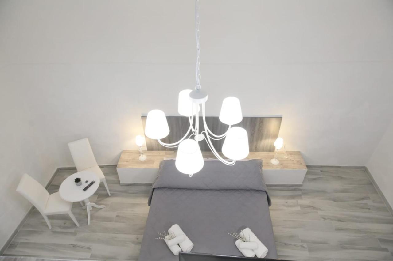 La Maison Piazza Del Popolo マンフレドーニア エクステリア 写真